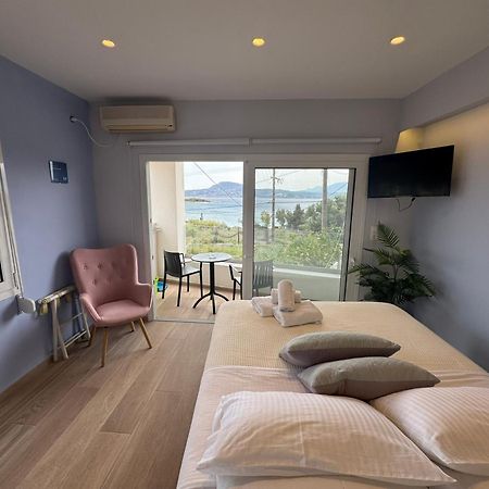Eleftherias Suites - Near Beach Apartments มาราตี ภายนอก รูปภาพ