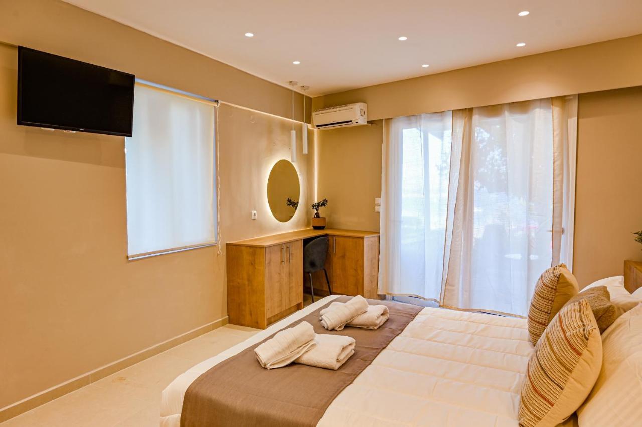 Eleftherias Suites - Near Beach Apartments มาราตี ภายนอก รูปภาพ